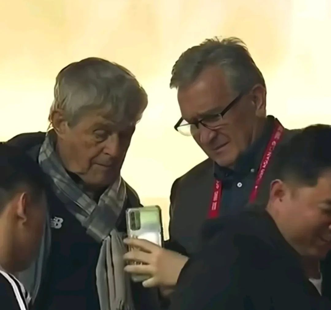 爱游戏网页版-出色发挥引发热议！，Ning在切尔西比赛中重要助攻赢得满堂喝彩-爱游戏网页版